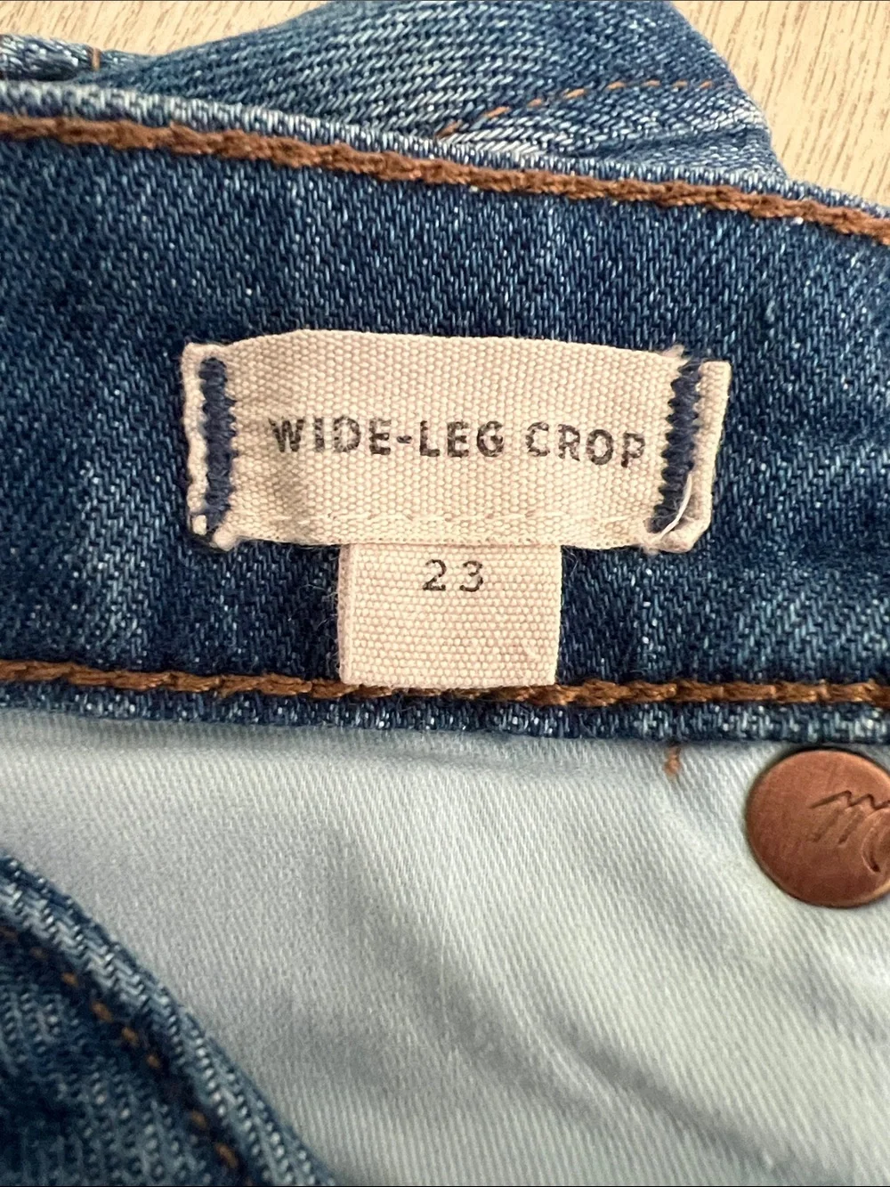 Madewell Wide Leg Crop Blue Jeans - Classic Denim - Picture 5 of 5